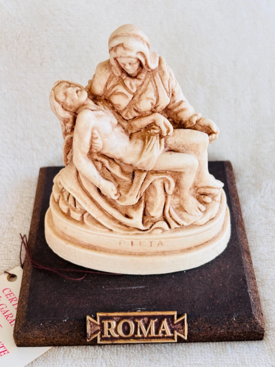 Pietà, mini replica sculpture souvenir, wooden base – photo 6